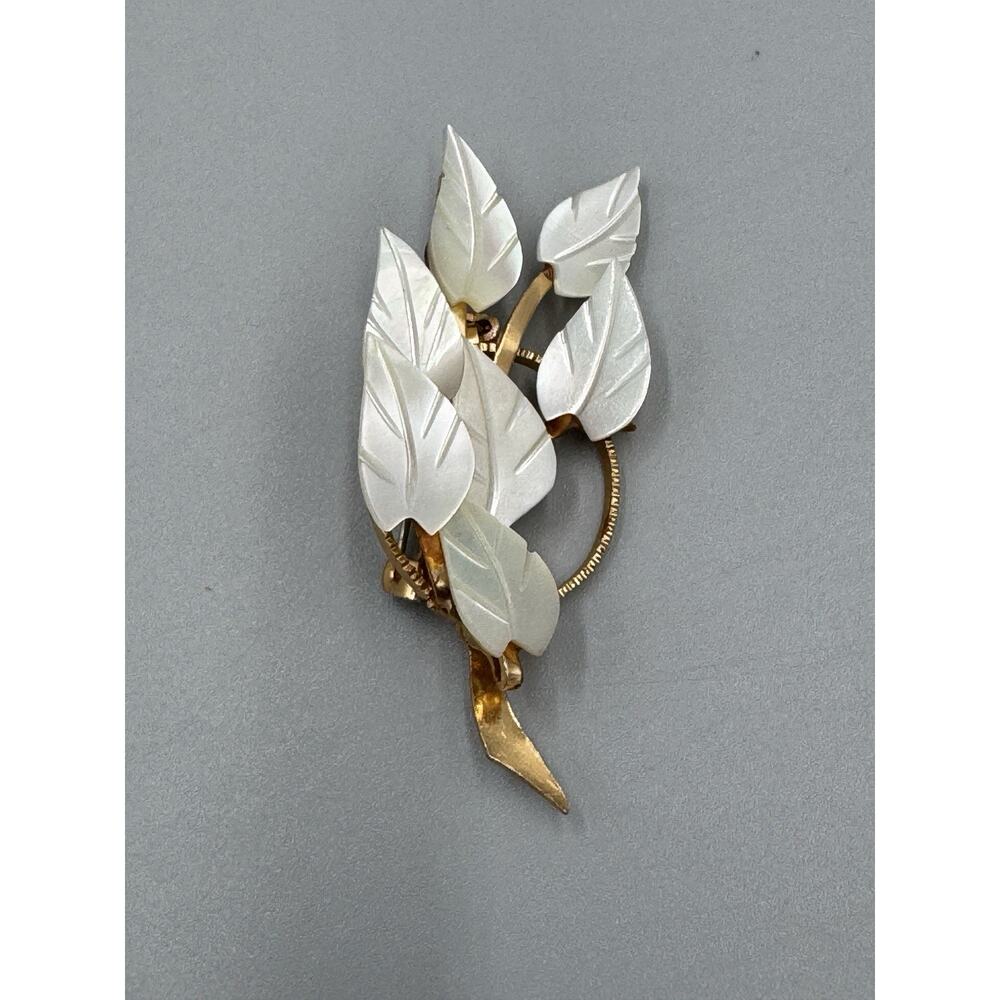 Vintage White Leaf Leaves Cluster Gold Colored Trim Brooch